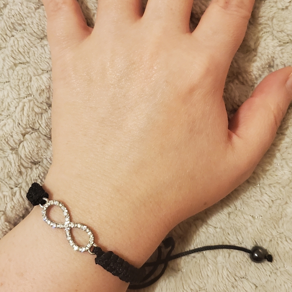 Infinity bracelet - Picture 2 of 6
